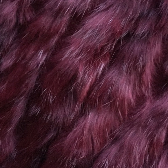 New! Wine Fur Poncho - Picture 5 of 7